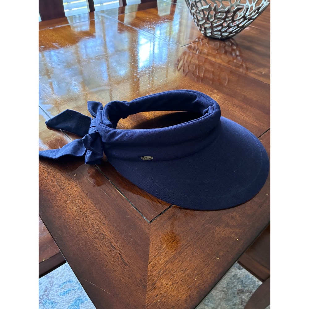 Scala sun visor bow back ladies golf beach tennis pickleball very nice